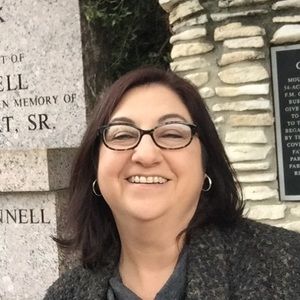 Meet your Posher, Evelyn